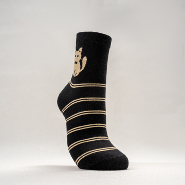 Women's mid-calf socks
