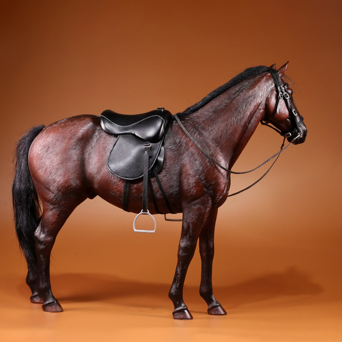 2020 New Hot 33cm 1/6 Scale Germany Hannover Warm Blooded Model Horse Decoration - Dark Brown