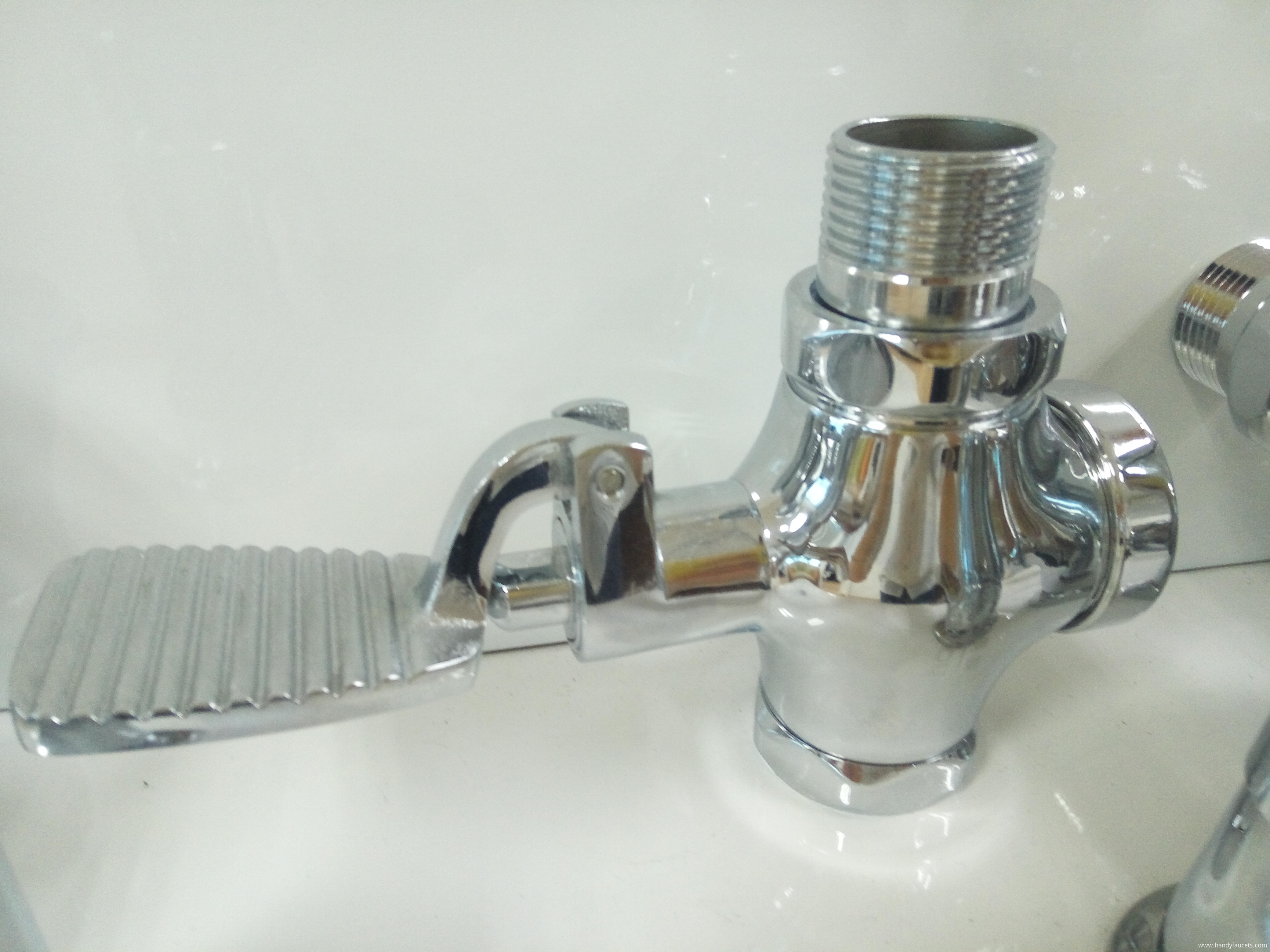 flush valve 