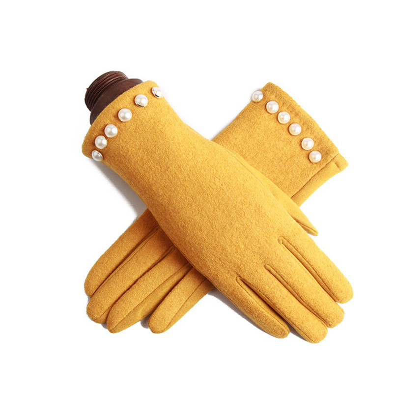 Korea's Female Single Layer Cashmere Pearl Cycling Windproof Warm Mittens Winter Suede Leather Touch Screen Driving Gloves J24