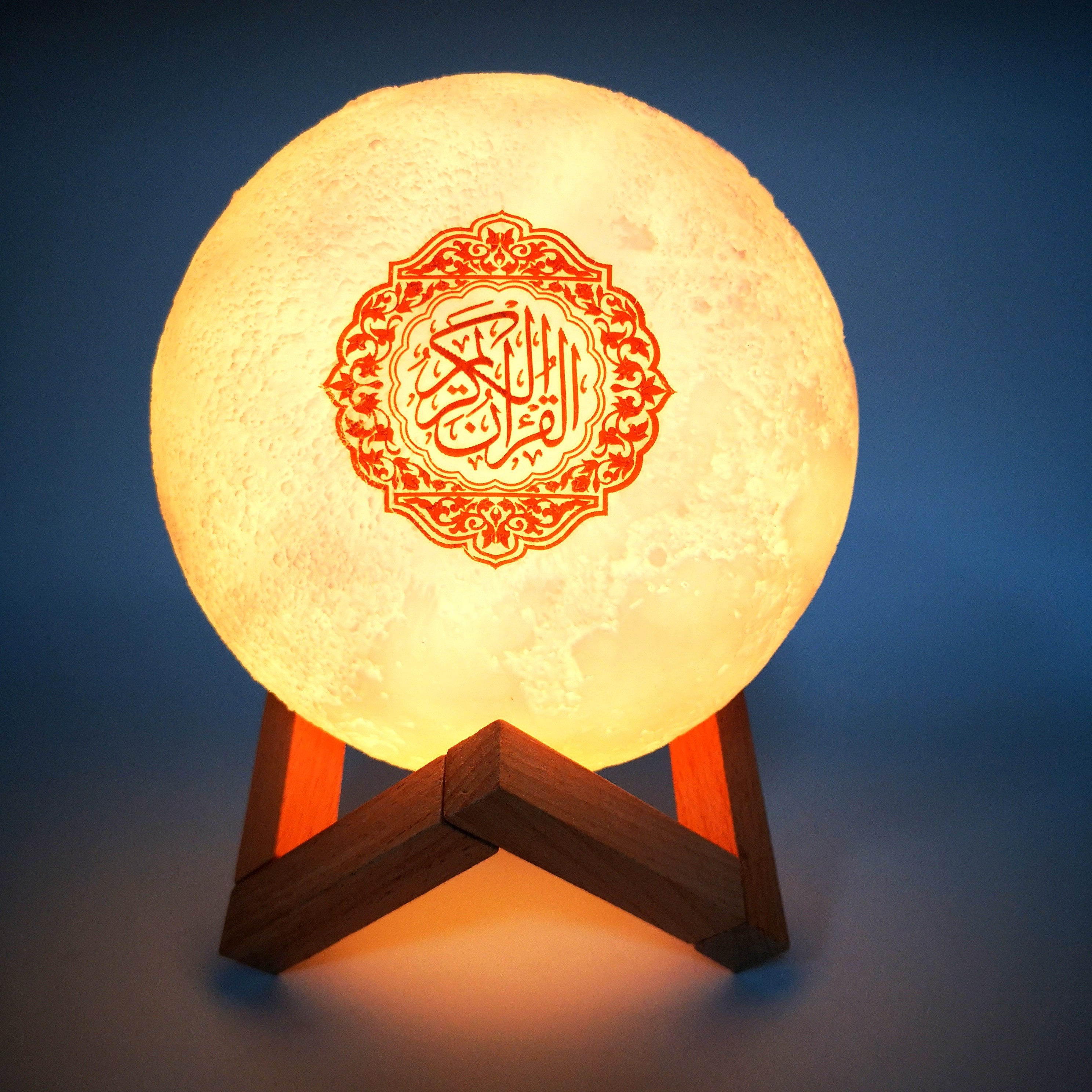 islam Wireless Bluetooth Speakers Quran Player Colorful Light Moon Lamp Moonlight Support MP3 FM TF Card veilleuse coranique