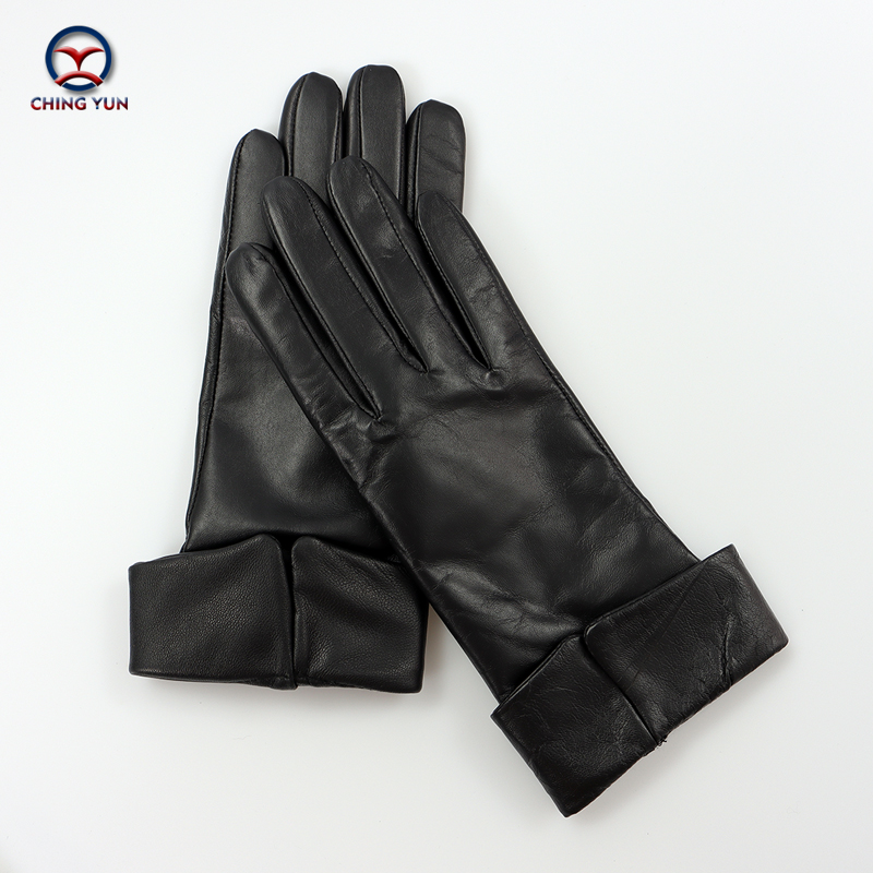 2020 New winter women sheepskin leather gloves outdoor warm and soft ladies Double wrists keep warm fashion high quality mittens