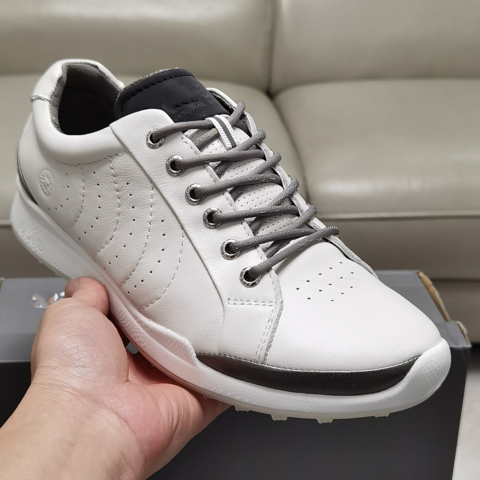 Genuine Leather Golf Shoes for Men Brand Golf Shoes Professional Sport Shoes Men's Walking Sport Sneakers for Golf Training Boys