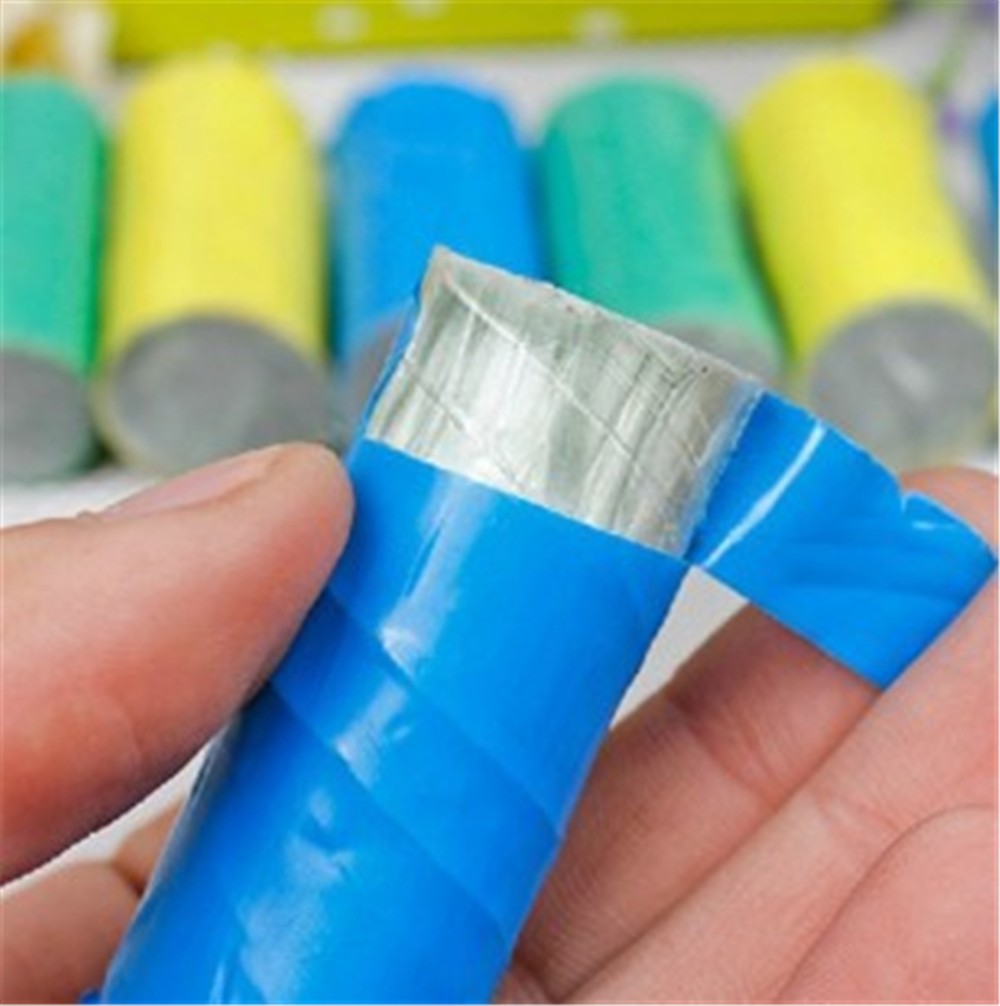 New Magic Stainless Steel Metal Rust Remover Cleaning Detergent Stick Wash Brush (Random Color)