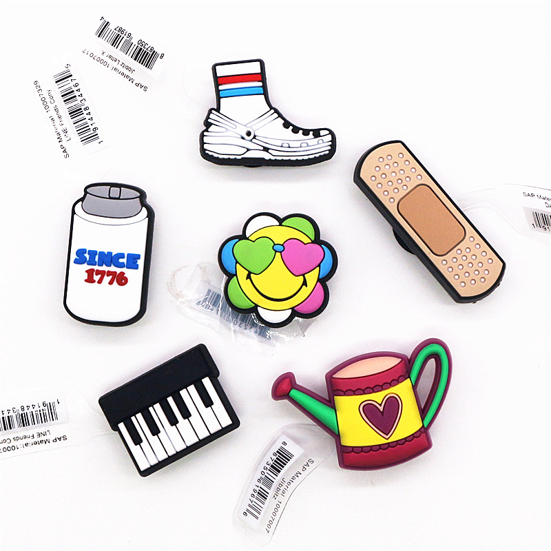 Original 1pcs Piano PVC Shoe Charms Accessories NEW Band Aid Heart flower Kettle Bottle Sandals JIBZ fit Croc Charms Kids Gifts