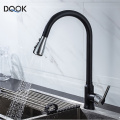Brass Kitchen Faucet Single Hole Pull Out Spout Kitchen Sink Mixer Tap with Stream Sprayer Head Chrome/Black Kitchen Tap