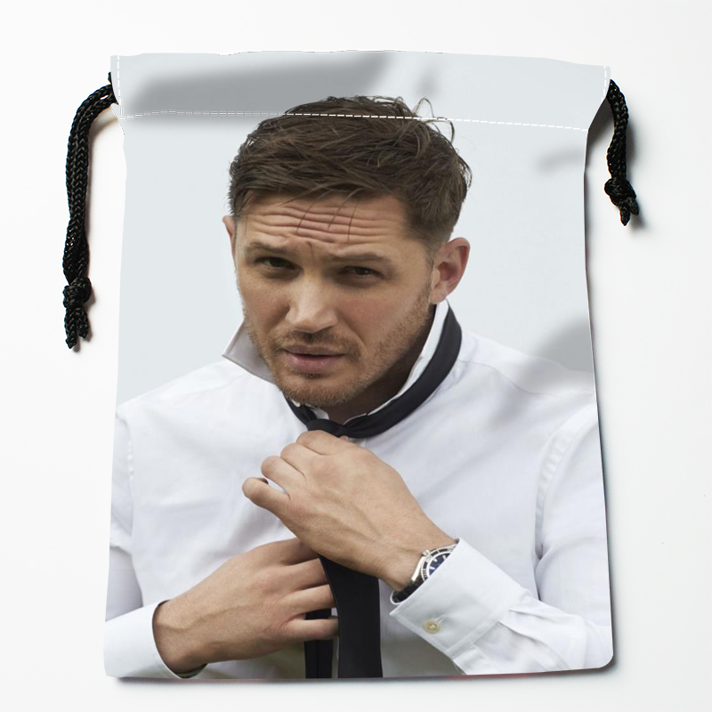 New Arrival Tom Hardy Drawstring Bags Print 18X22CM Soft Satin Fabric Resuable Storage Storage Clothes Bag Shoes Bags