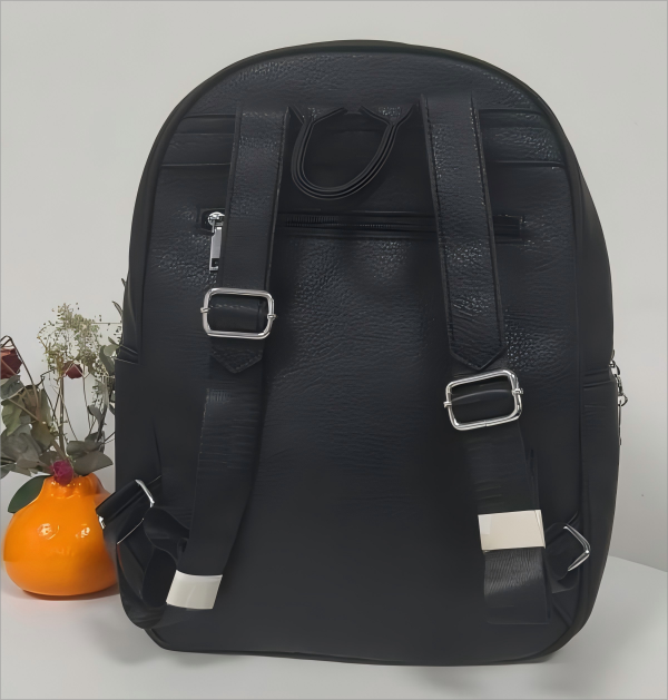 Women's outing large capacity leisure backpack