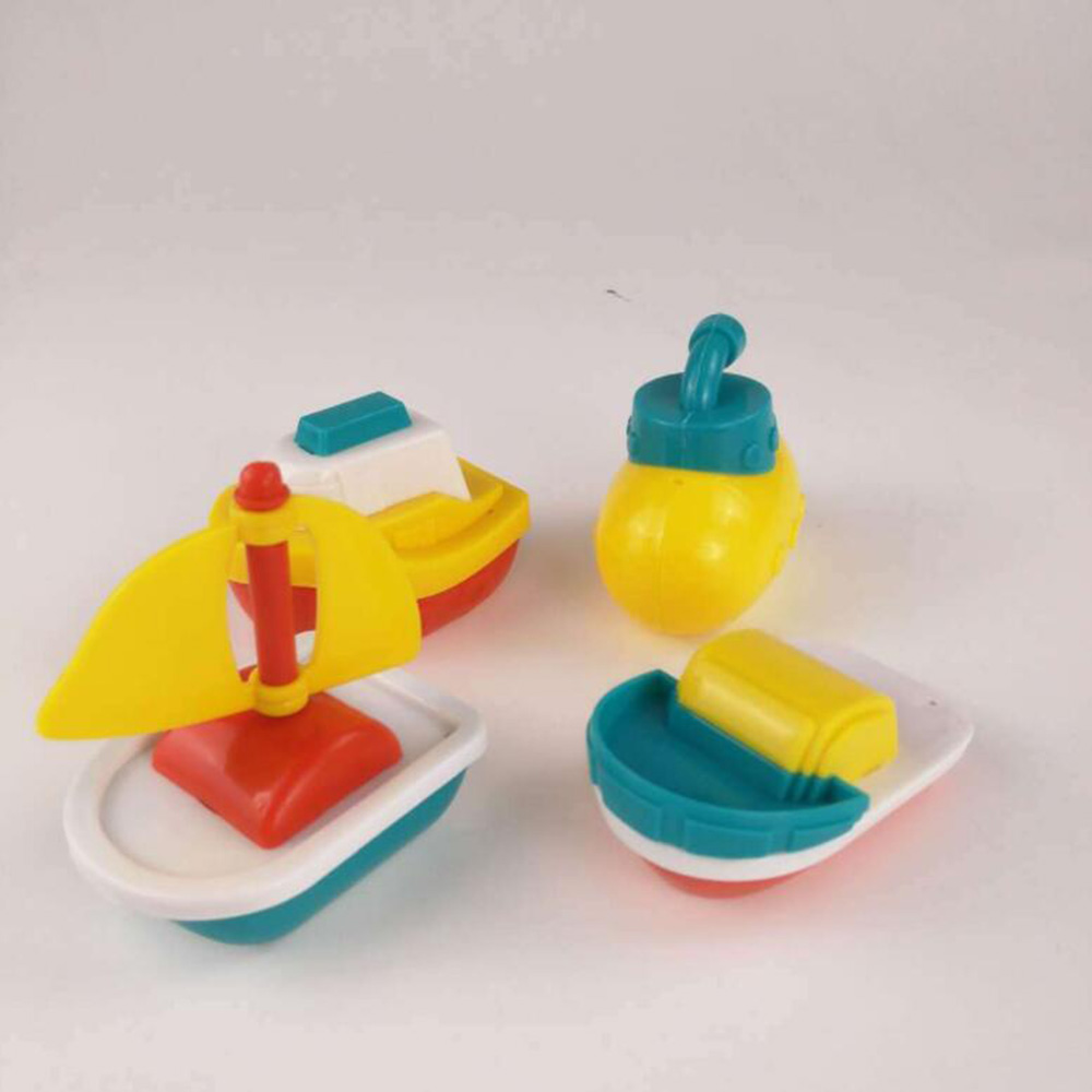 4pcs Boat Train Bath Toy Bathroom Baby Toys Swim Bath Floating Water Swimming Pool Shower Educational Classic Toys for Children