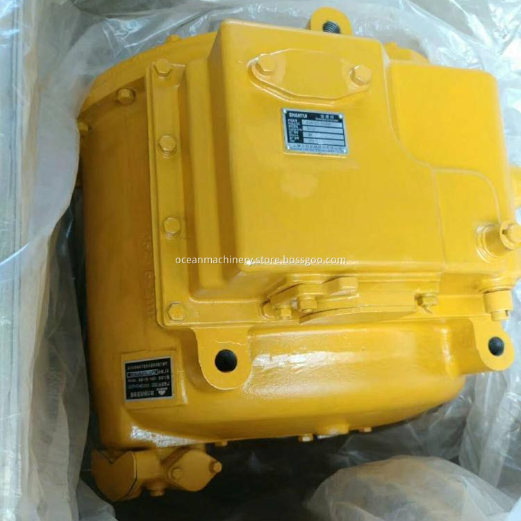 Sd32 Bulldozer Trasmssion Assy Jpg