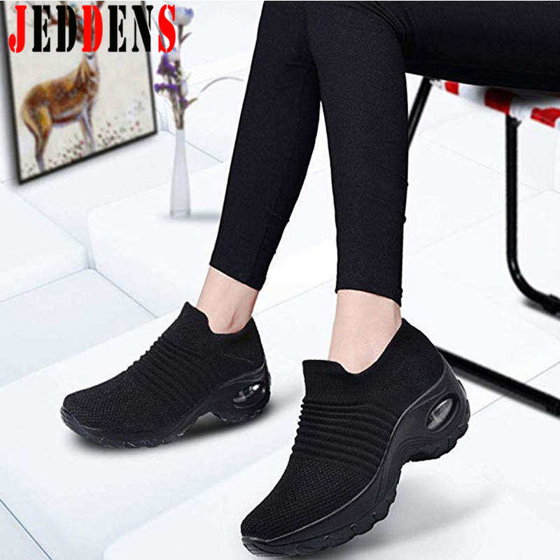 Fashion Women Lightweight Sneakers Running Shoes Outdoor Sports Shoes Breathable Mesh Comfort Running Shoes Air Cushion Shoes D1