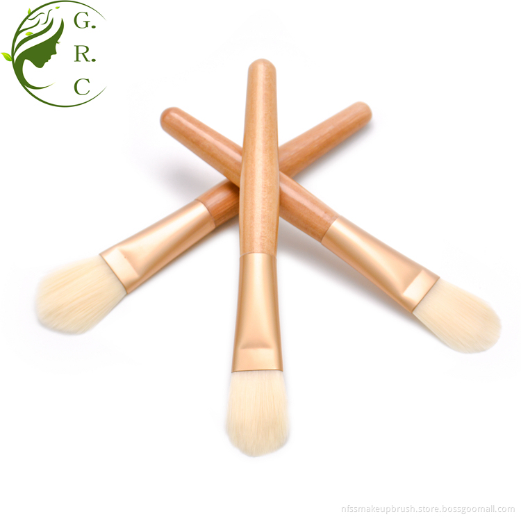 It Cosmetics The Mask Foundation Makeup Brush