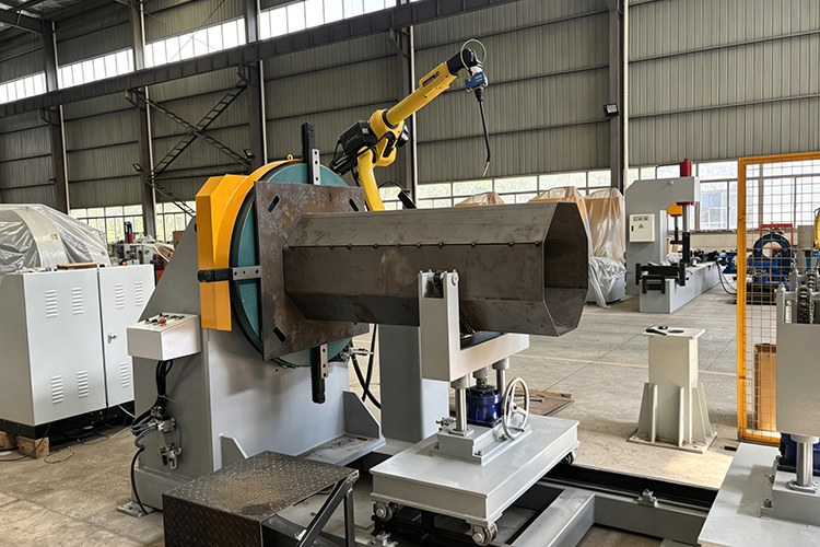 Flange welding machine