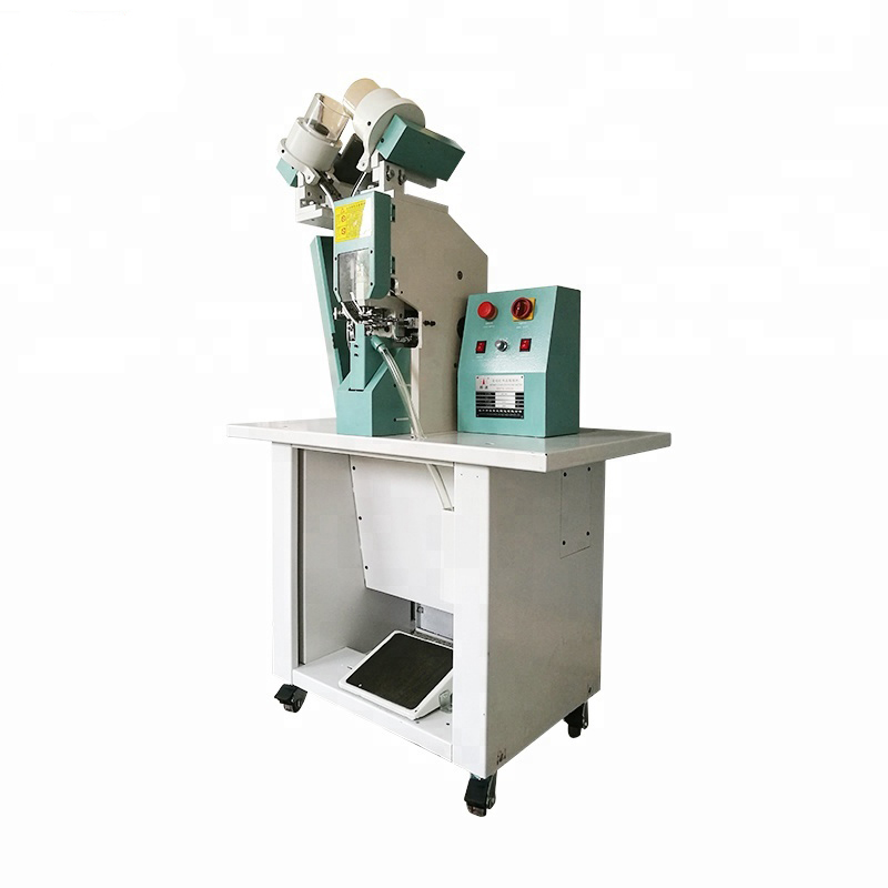 BD-98 Automatic Punching & Eyeletting Machine (3)