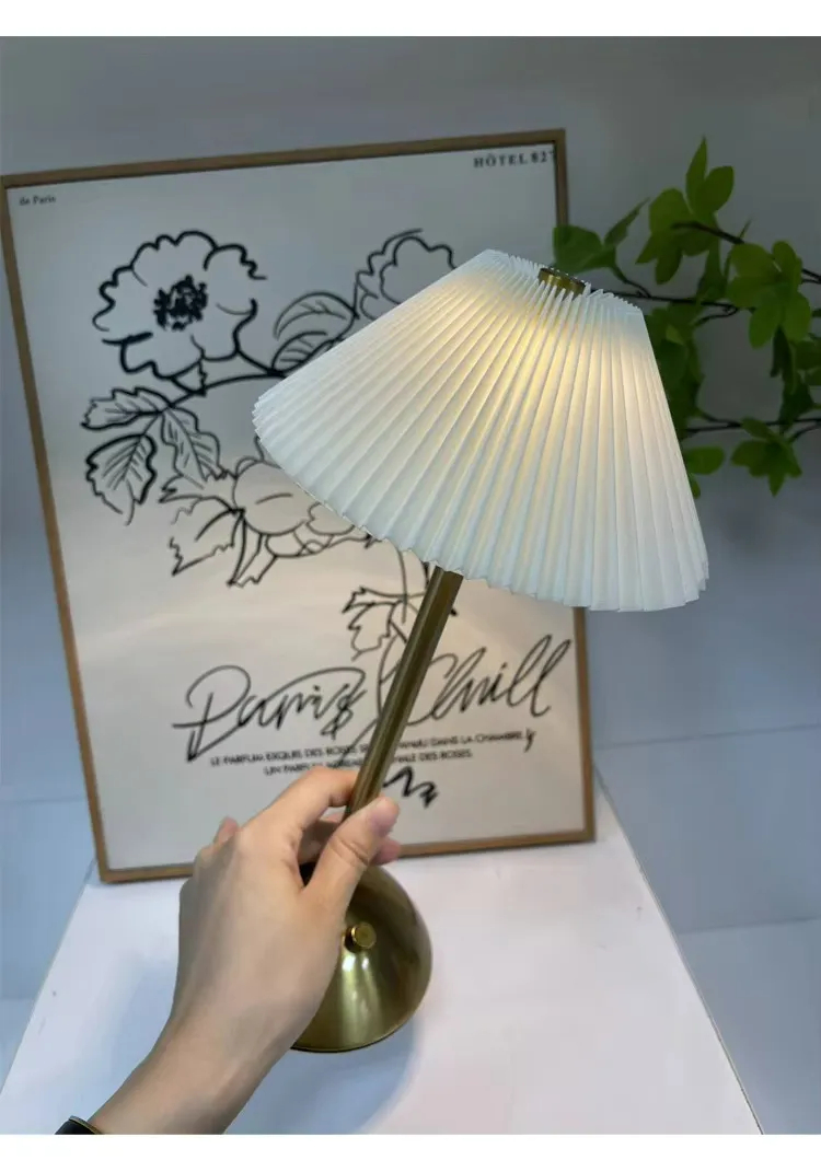 Luxury Cordless Rechargeable LED Table Lamp