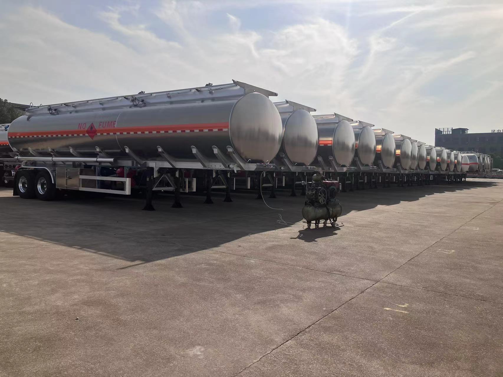 Fuel Trailer (2)
