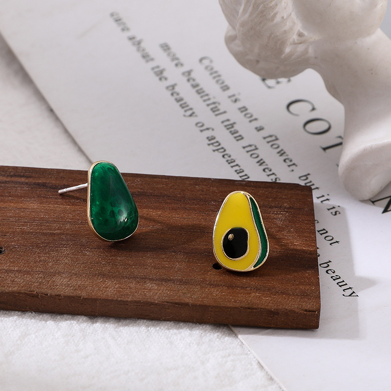 Korean temperament lovely color avocado stud earrings sweet young girl small fresh earrings