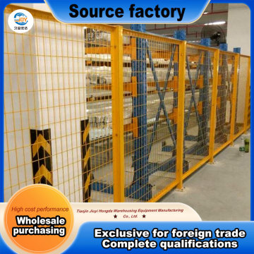 Versatile Wire Mesh Fence for Various Applications