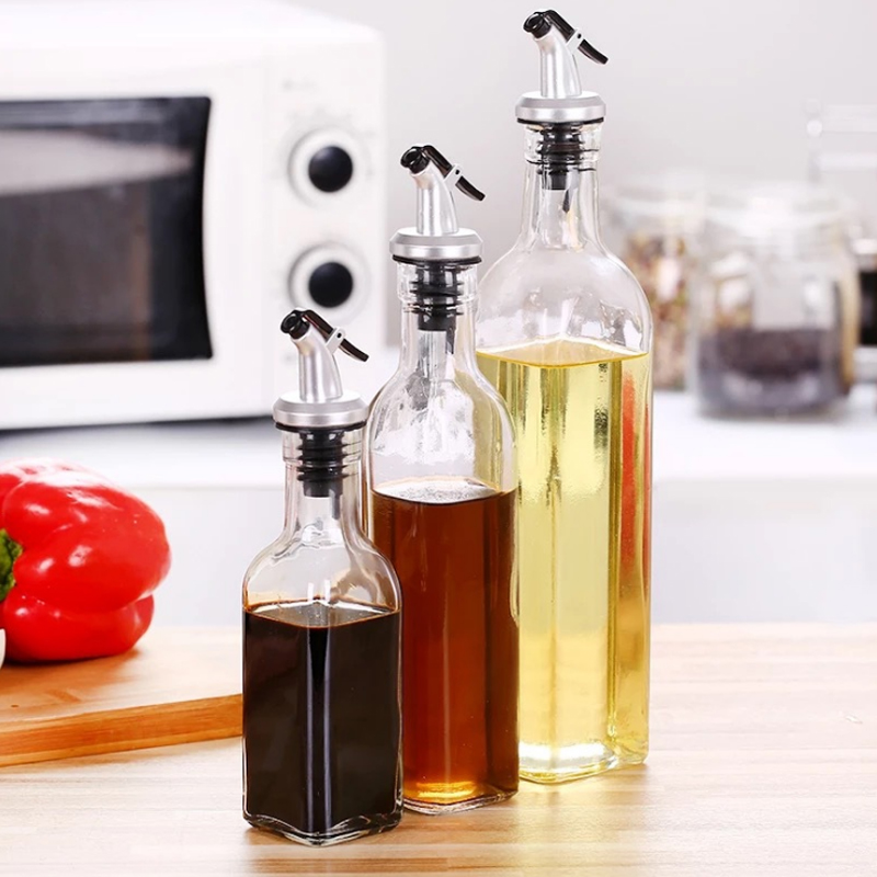 Olive Oil Sprayer Vinegar Bottles Can ABS Lock Plug Seal Leak-proof Food Grade Plastic Nozzle Sprayer Pourer Liquor Dispenser