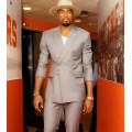 Custom Grey Groom Tuxedos Groomsman Suits Mans Suits For Wedding Dinner Suits Business Suits Best Men Wear Two Piece/Three Piece