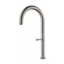 Chrome Kitchen Faucet With Pull Out