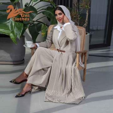 Modest Dubai Moroccan Pleated Abaya with Button