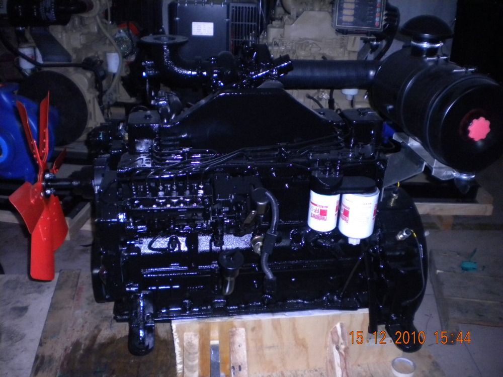 4 cylinders water cooled diesel engine 4BT 4bta3.9