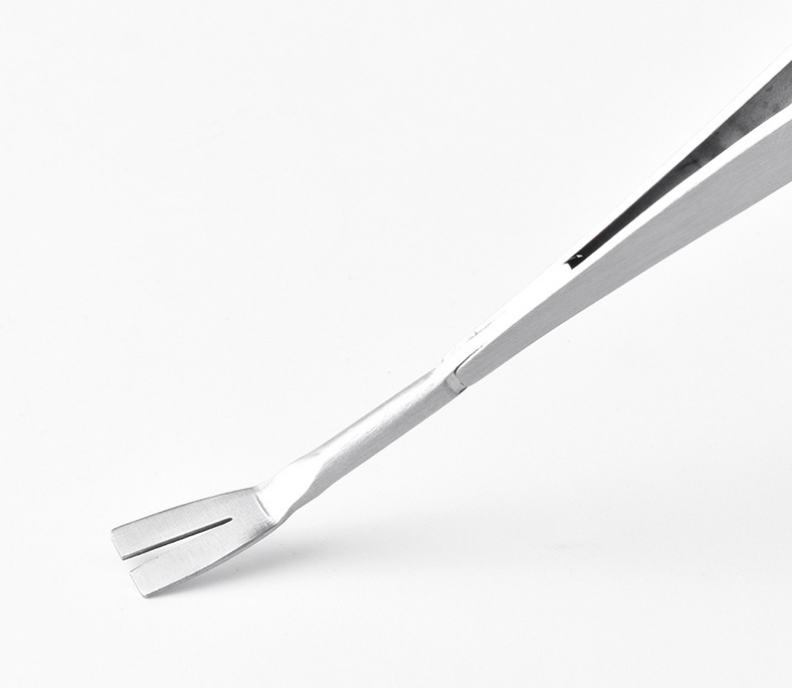 Tweezers Detail 1 Png