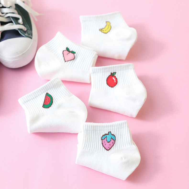 Women Cute Art Socks Cartoon Fruit Embroidery Peach Strawberry Watermelon Banana Pattern Korean Harajuku Cute Socks Girl
