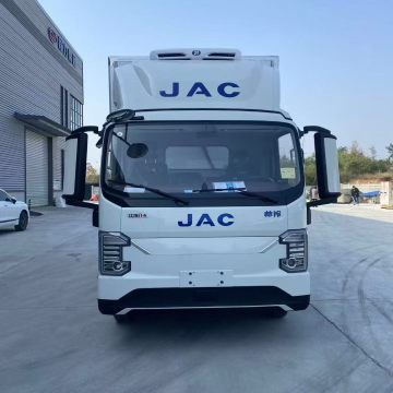 High-Efficiency JAC Electric Refrigeration Vehicle