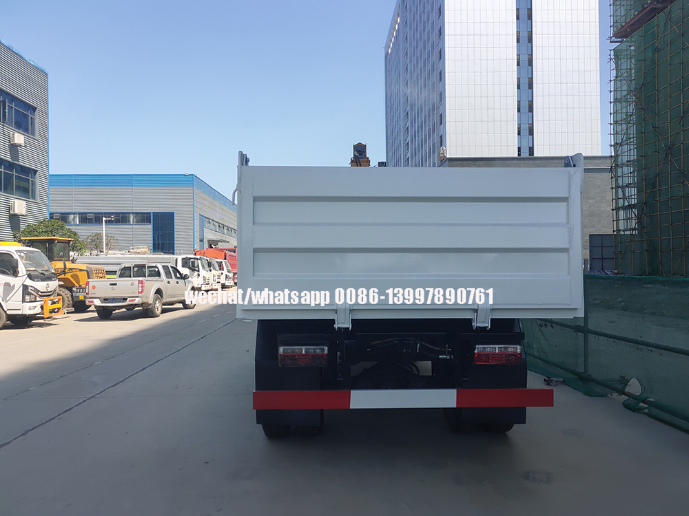 Tipper Jpg