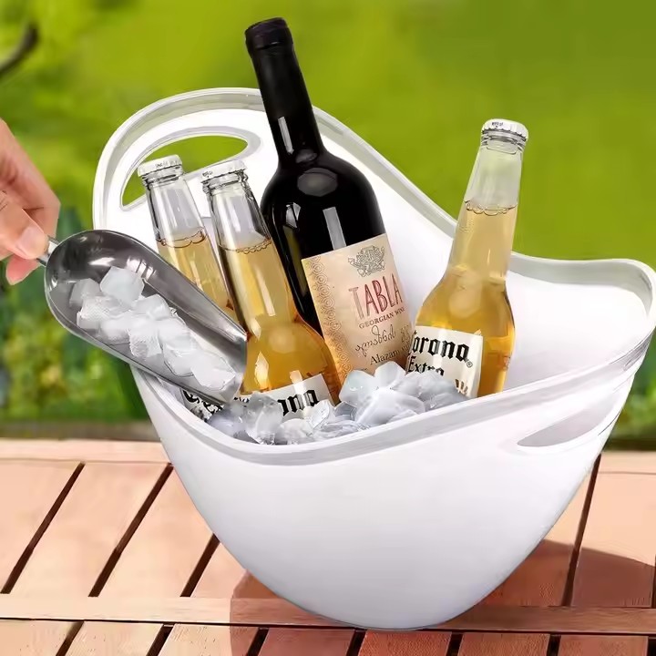 Clear Plastic Ice Bucket (2)