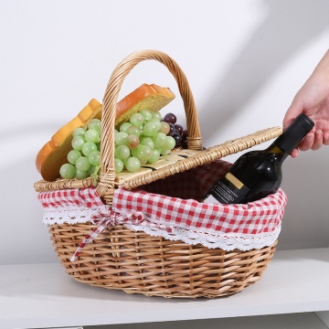 Country Style Wicker Picnic Basket Hamper with Lid and Handle & Liners for Picnics, Parties and BBQs