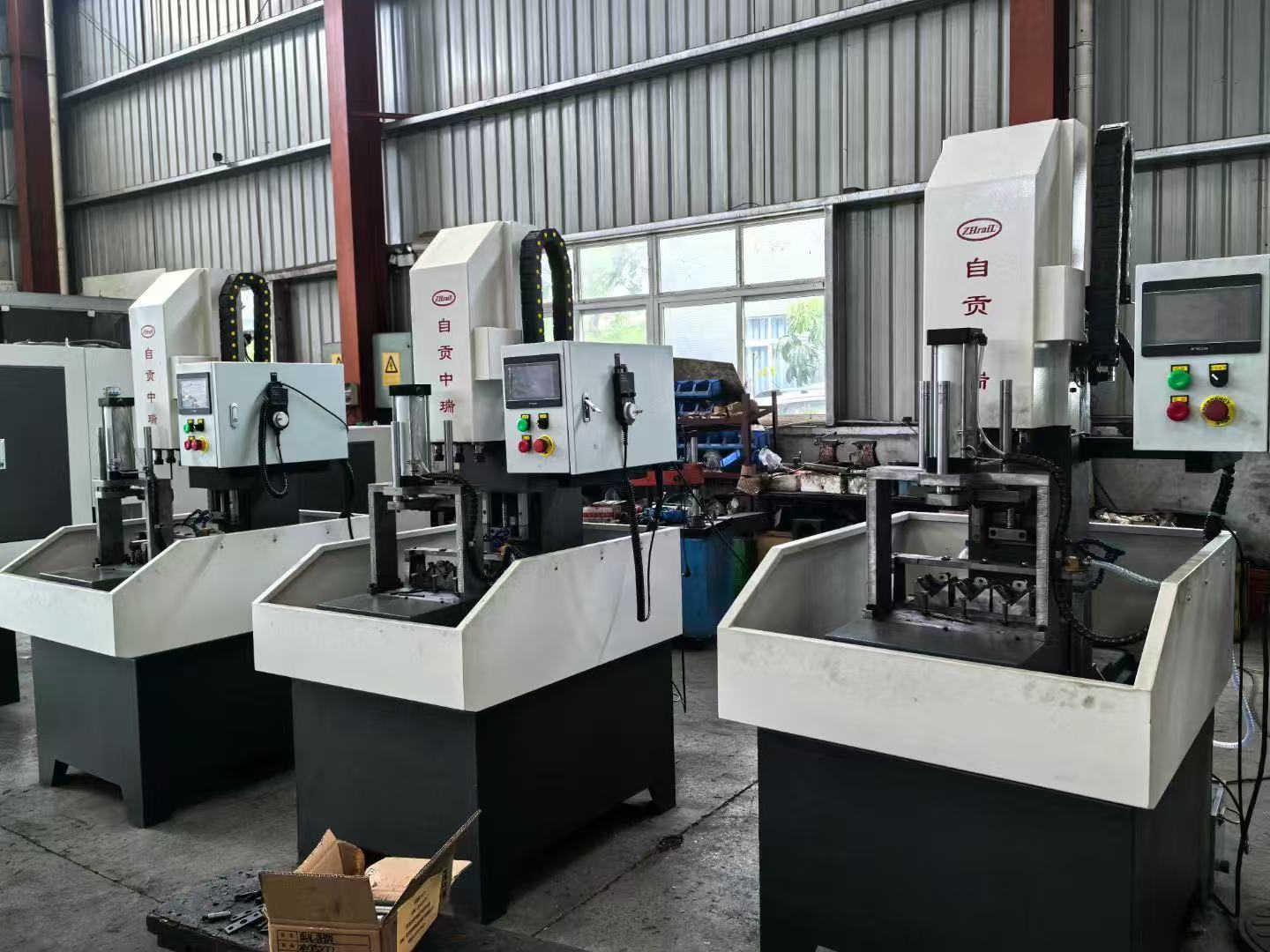 Multi-axis drilling special machine