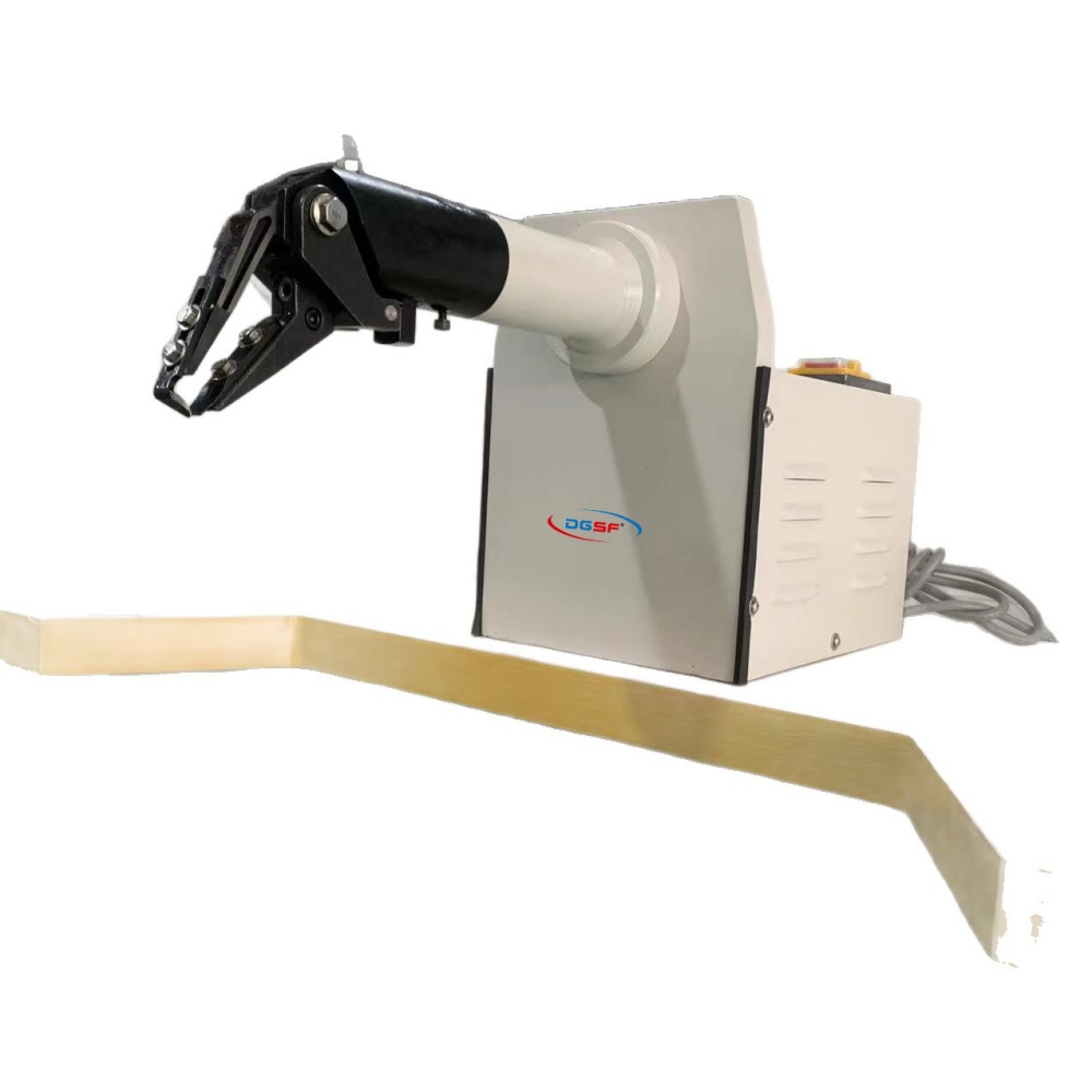 YB-206-Z-K Outsole Trimming Machine (3)