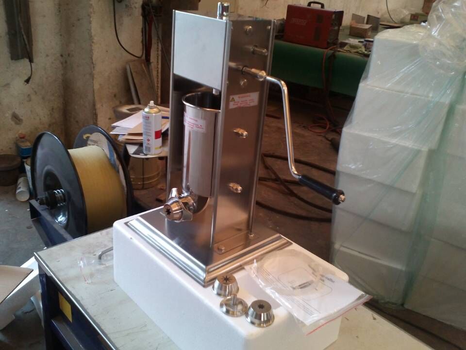 3L Spain churro machine spain donut machine Latin fruit maker;3L manual churros making machine /churros maker filler machine