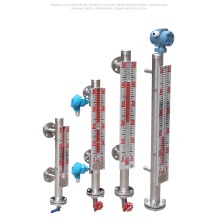 Side mounted magnetic level gauge