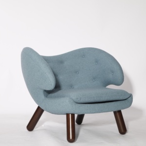 Cashmere Finn Juhl Pelican Lounge Chairs