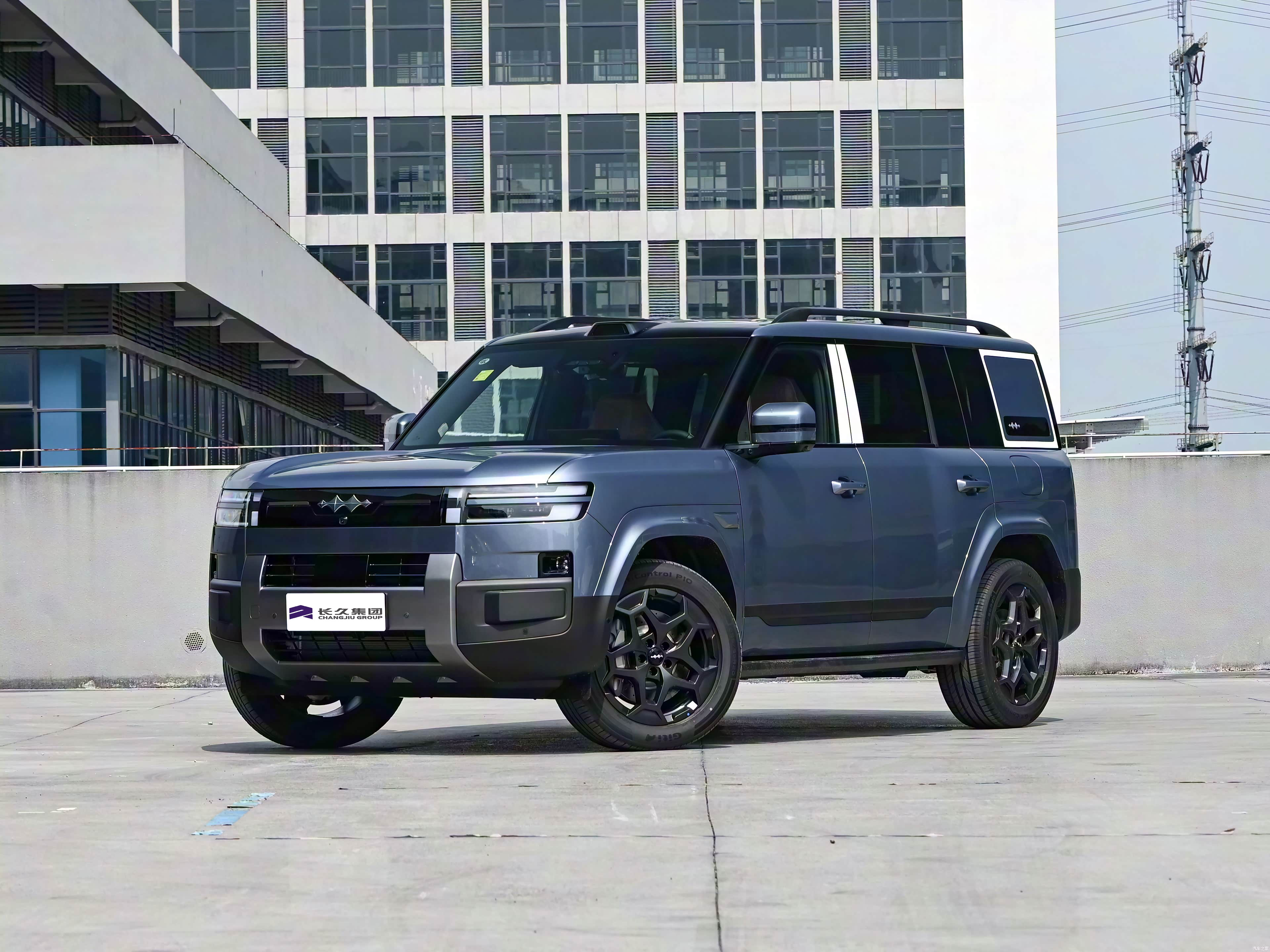 Leopard Titanium 7 -1