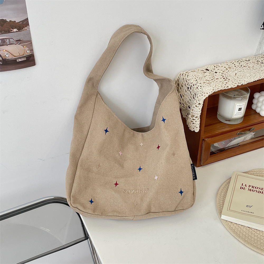 shoulder bag with compartments