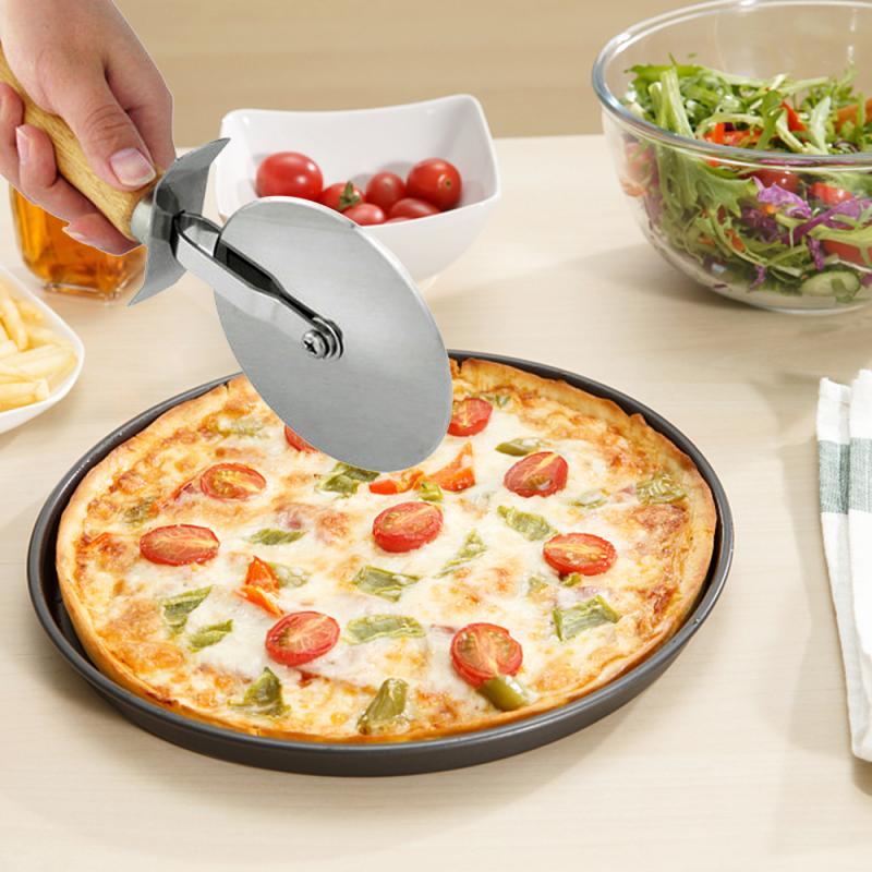 Wooden Handle Pizza Cutter Home Family Round Stainless Steel Pizza Knife For Pizza Tools Kitchen Tools Pizza Wheel Cutter