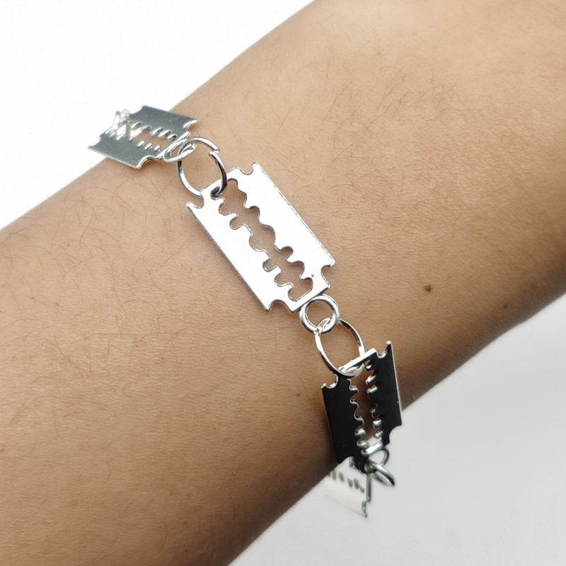 2021 Small blade Unisex Choker Bracelet Women Hip-hop Gothic Punk Style Barbed Wire Little Thorns Bracelet Choker Gifts