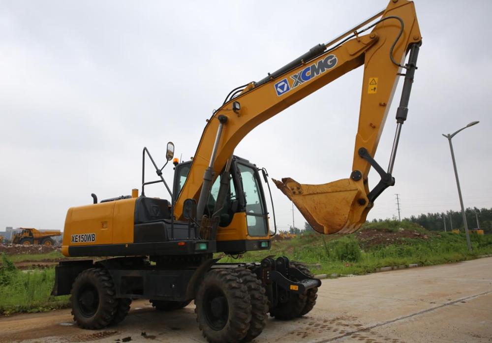 XCMG XE150WB 15 ton rc heavy wheel excavator