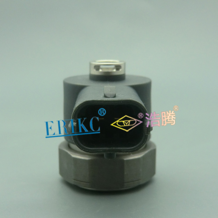 ERIKC F00VC30058 Fuel Injection Valve F00v C30 058 Common Rail Injector Solenoid Control Valve F 00V C30 058 for Bosch 0445110