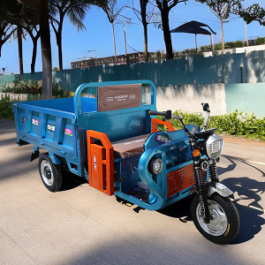 Three-wheeled electric trucks for farm work