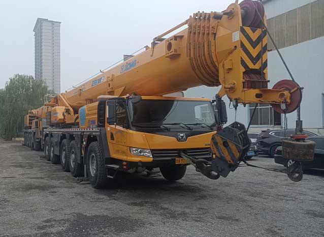 the-130-tons-used-truck-crane
