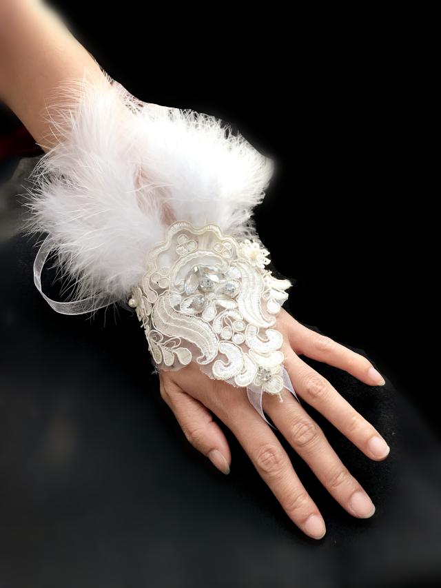 high quality The stage of hyperbole Dance show children wrist jewelry feathers white gloves adult female punk gloves