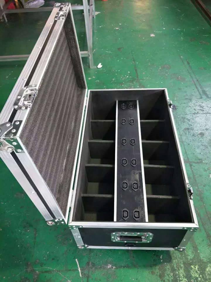 10in1 Wireless Battery Par Flight Case
