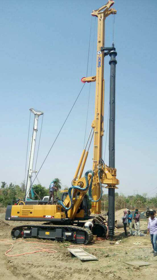 XCMG XR150DIII Small Rotary Drilling Rig Machine