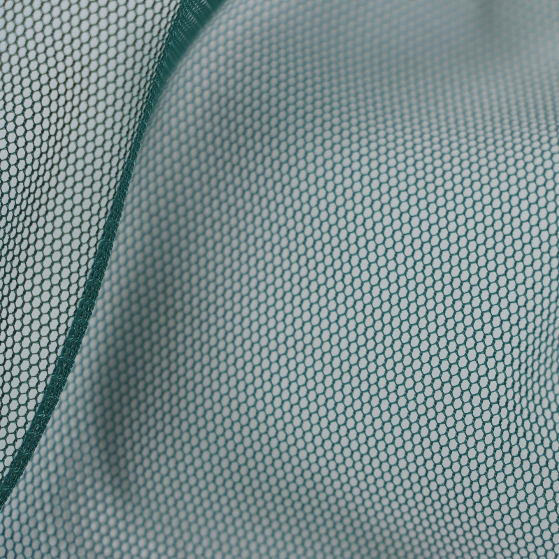 Wrinkle Resistant Mesh Cloth